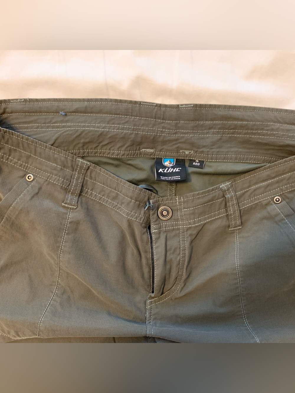 Women’s KUHL Olive Green Pant - Rugged Outdoor Utility